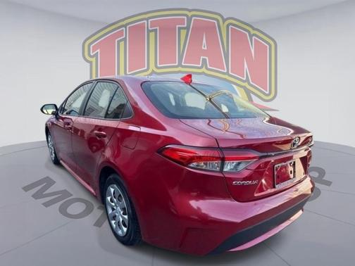 Barcelona Red Metallic 2021 Toyota Corolla LE