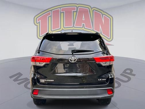 2017 Toyota Highlander LE Plus