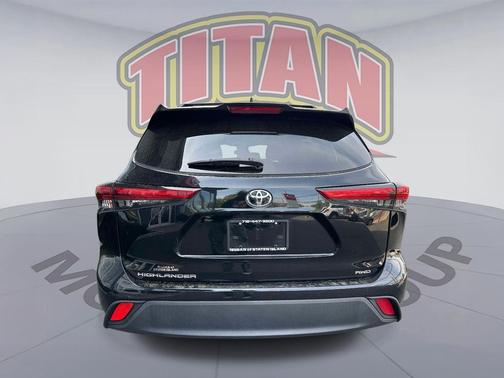 Midnight Black Metallic 2023 Toyota Highlander L