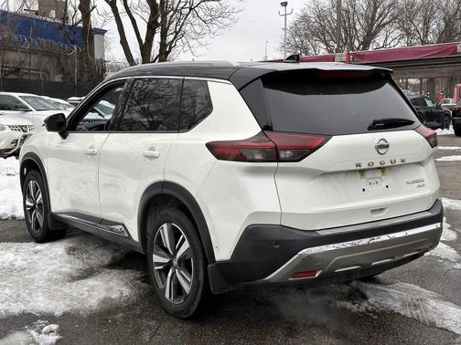 2021 Nissan Rogue Platinum