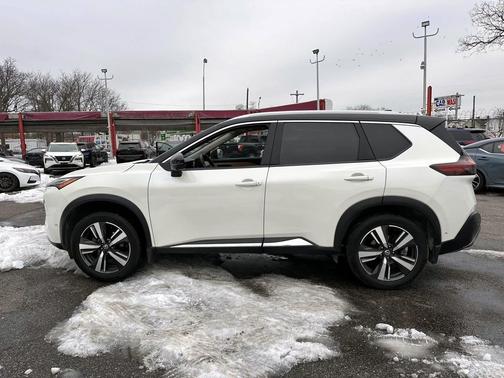 2021 Nissan Rogue Platinum