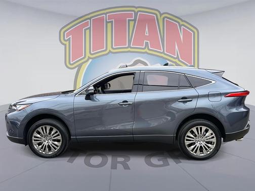 2023 Toyota Venza XLE