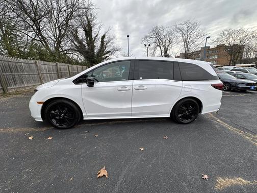 2024 Honda Odyssey Sport