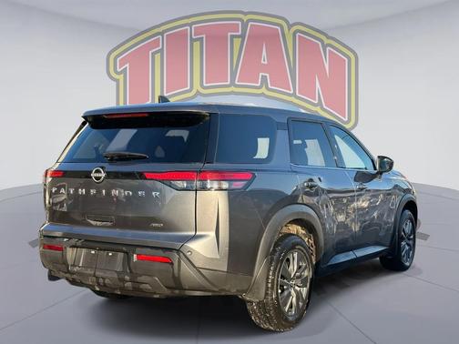 2024 Nissan Pathfinder S 4WD
