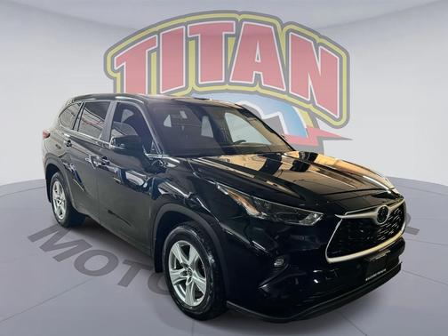 2023 Toyota Highlander LE