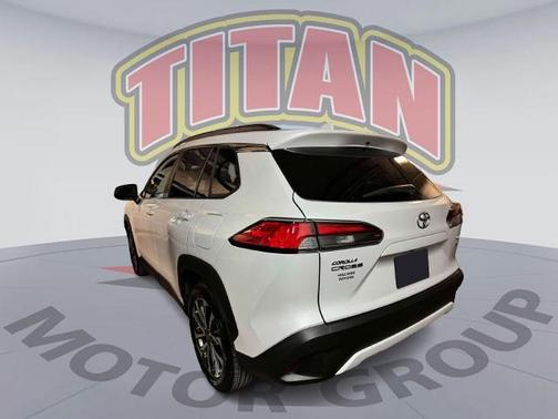 Wind Chill Pearl 2023 Toyota Corolla Cross XLE