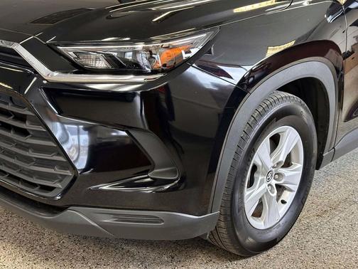 Midnight Black Metallic 2025 Toyota Grand Highlander Platinum