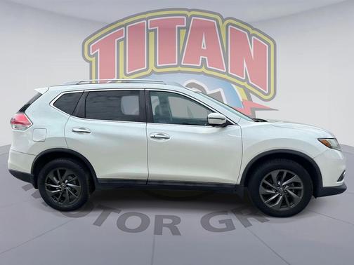 Pearl White 2016 Nissan Rogue SL