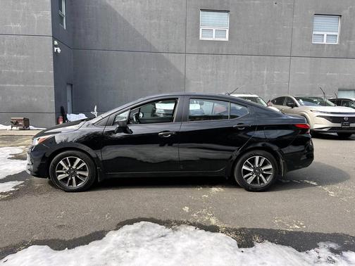 2024 Nissan Versa 1.6 S