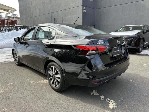 2024 Nissan Versa 1.6 S