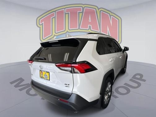 2025 Toyota RAV4 XLE Premium