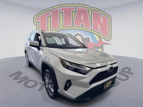 2025 Toyota RAV4 XLE Premium
