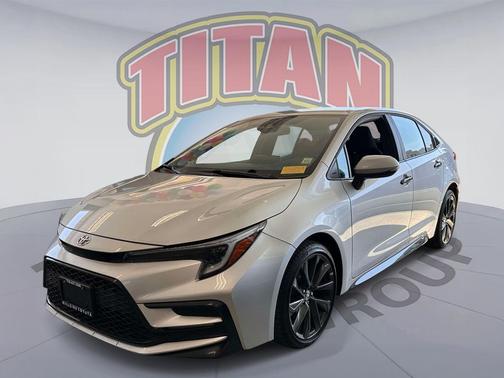 Classic Silver Metallic 2025 Toyota Corolla SE