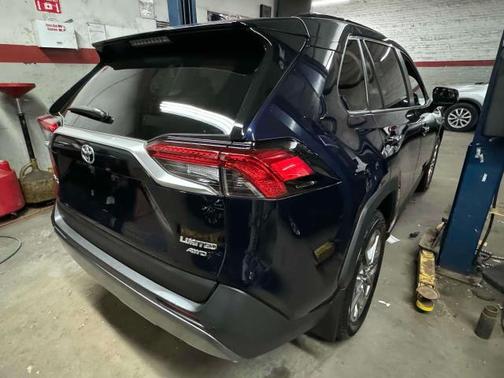 2021 Toyota RAV4 Limited
