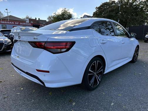 2022 Nissan Sentra SR