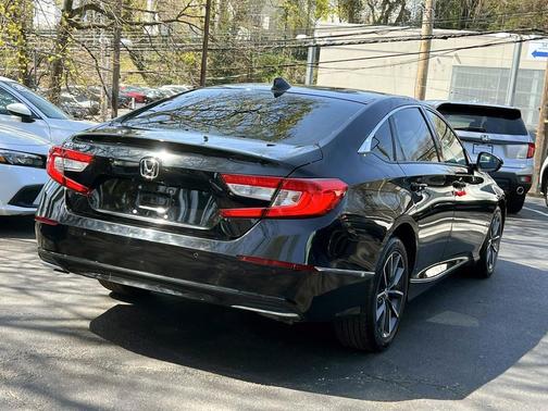 Crystal Black Pearl 2021 Honda Accord EX-L 1.5T