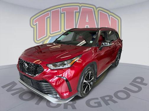 2022 Toyota Highlander XSE