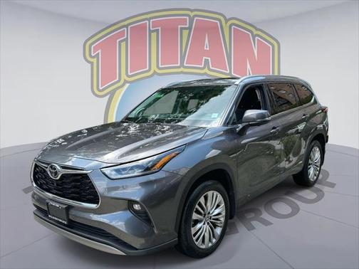 2023 Toyota Highlander Platinum