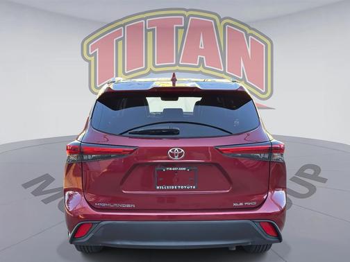 2021 Toyota Highlander XLE
