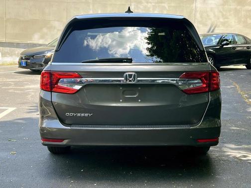 Pacific Pewter Metallic 2018 Honda Odyssey EX-L