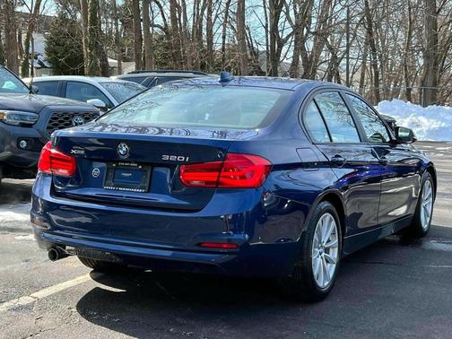 2018 BMW 320 i