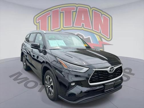 2024 Toyota Highlander XLE