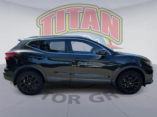 2020 Nissan Rogue Sport SV