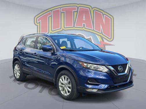 2022 Nissan Rogue Sport SV