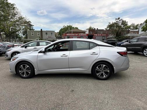 Brilliant Silver Metallic 2023 Nissan Sentra SV