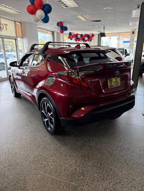 2018 Toyota C-HR XLE Premium FWD (Natl)