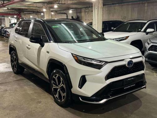 2022 Toyota RAV4 Prime XSE