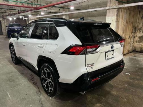 2022 Toyota RAV4 Prime XSE
