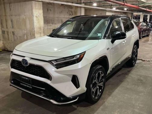 2022 Toyota RAV4 Prime XSE