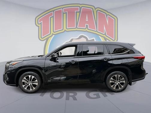 2021 Toyota Highlander Hybrid XLE