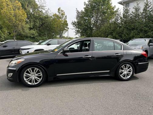 2012 Hyundai Genesis 4.6