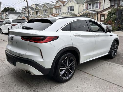 2024 INFINITI QX55 LUXE