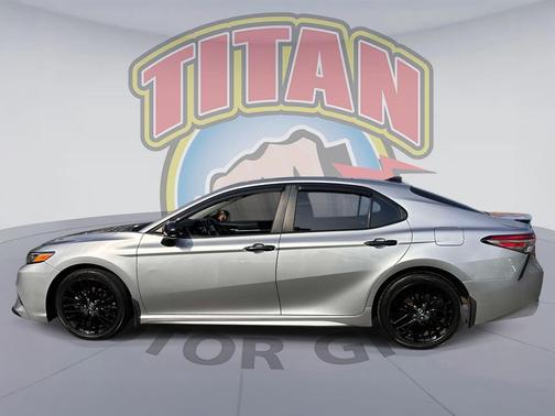 Celestial Silver Metallic 2019 Toyota Camry SE