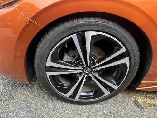 2020 Nissan Sentra SR