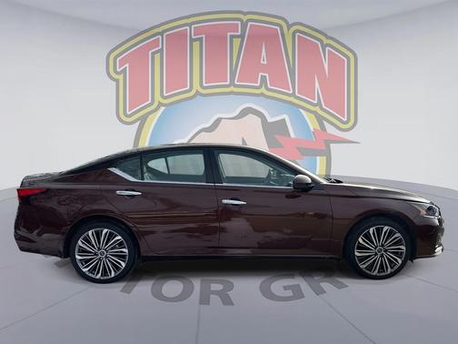 2024 Nissan Altima 2.5 SL