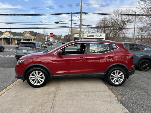 2018 Nissan Rogue Sport SV
