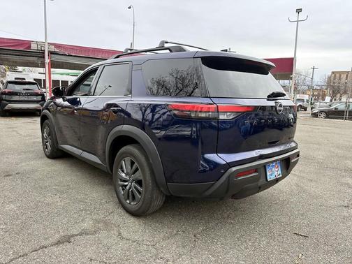2023 Nissan Pathfinder SV 4WD
