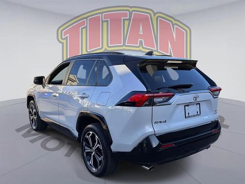 2025 Toyota RAV4 Hybrid SE