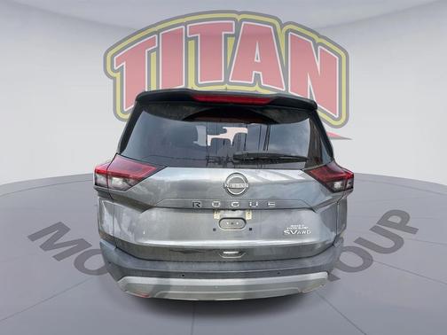 2022 Nissan Rogue SV