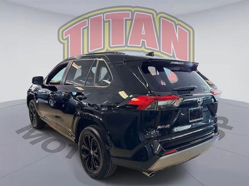 2025 Toyota RAV4 Hybrid SE