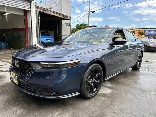 Canyon River Blue Metallic 2025 Honda Accord SE