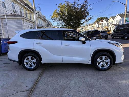 2020 Toyota Highlander L