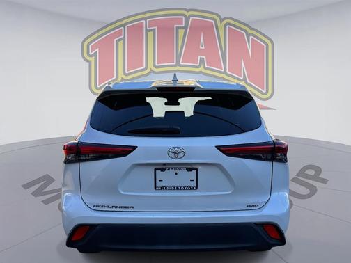 2020 Toyota Highlander L
