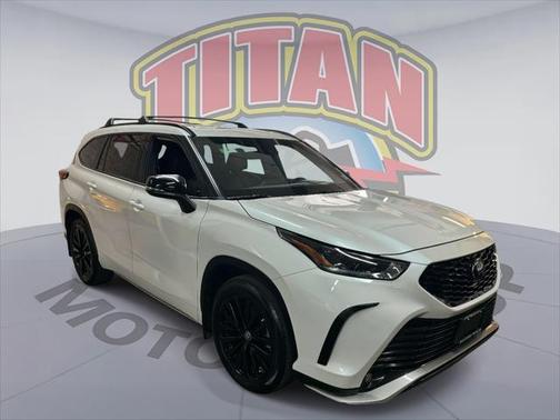 2023 Toyota Highlander XSE