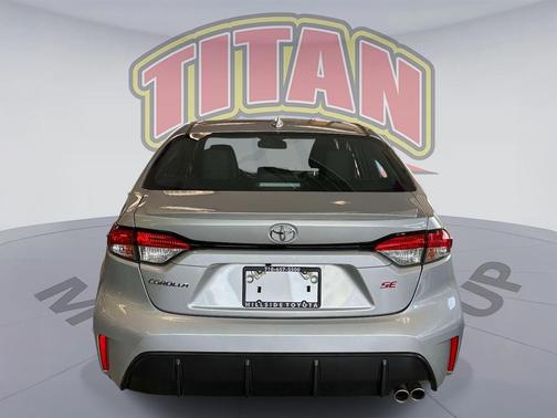 Classic Silver Metallic 2025 Toyota Corolla SE