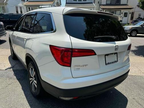 2018 Honda Pilot EX